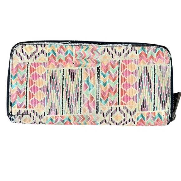 Tiger Wallet - Picture 2 of 3